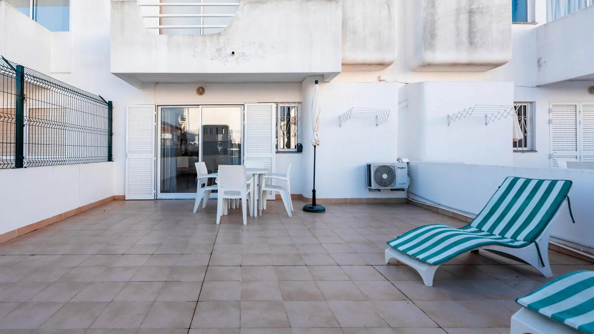 Apartamentos Julieta Albufeira 0*,  Portugal
